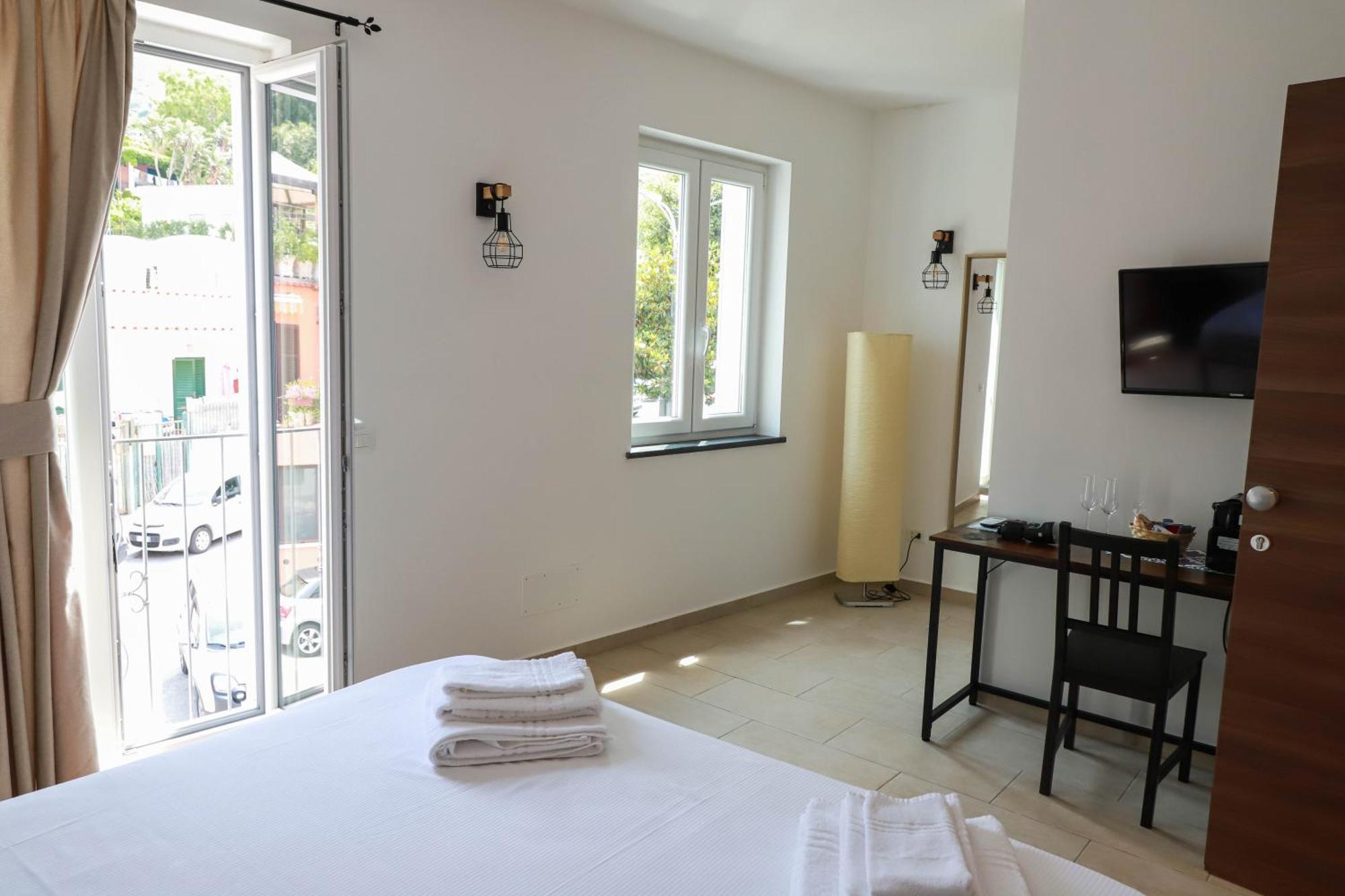 Eg Apartments - Forio D'Ischia Eksteriør bilde